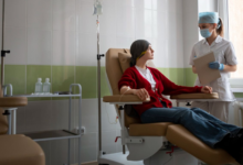 Why Ovarian Cancer Often Returns and How Experts Are Responding