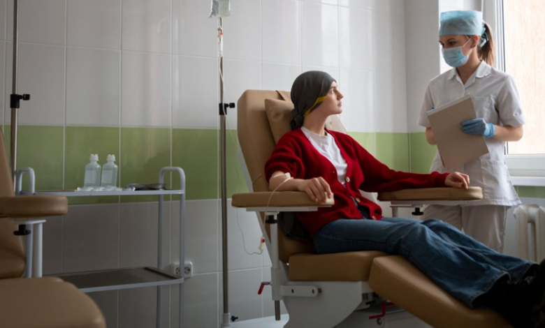 Why Ovarian Cancer Often Returns and How Experts Are Responding